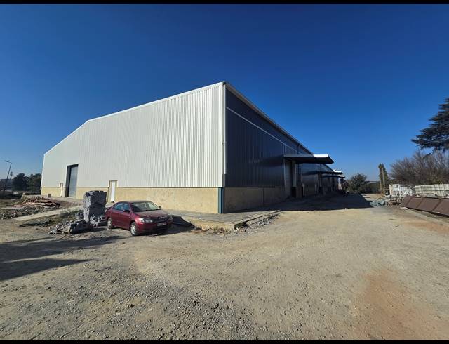 7,000M² WAREHOUSE TO LET IN ANDERBOLT